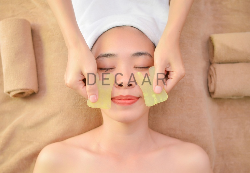 cách massage mặt căng bóng
